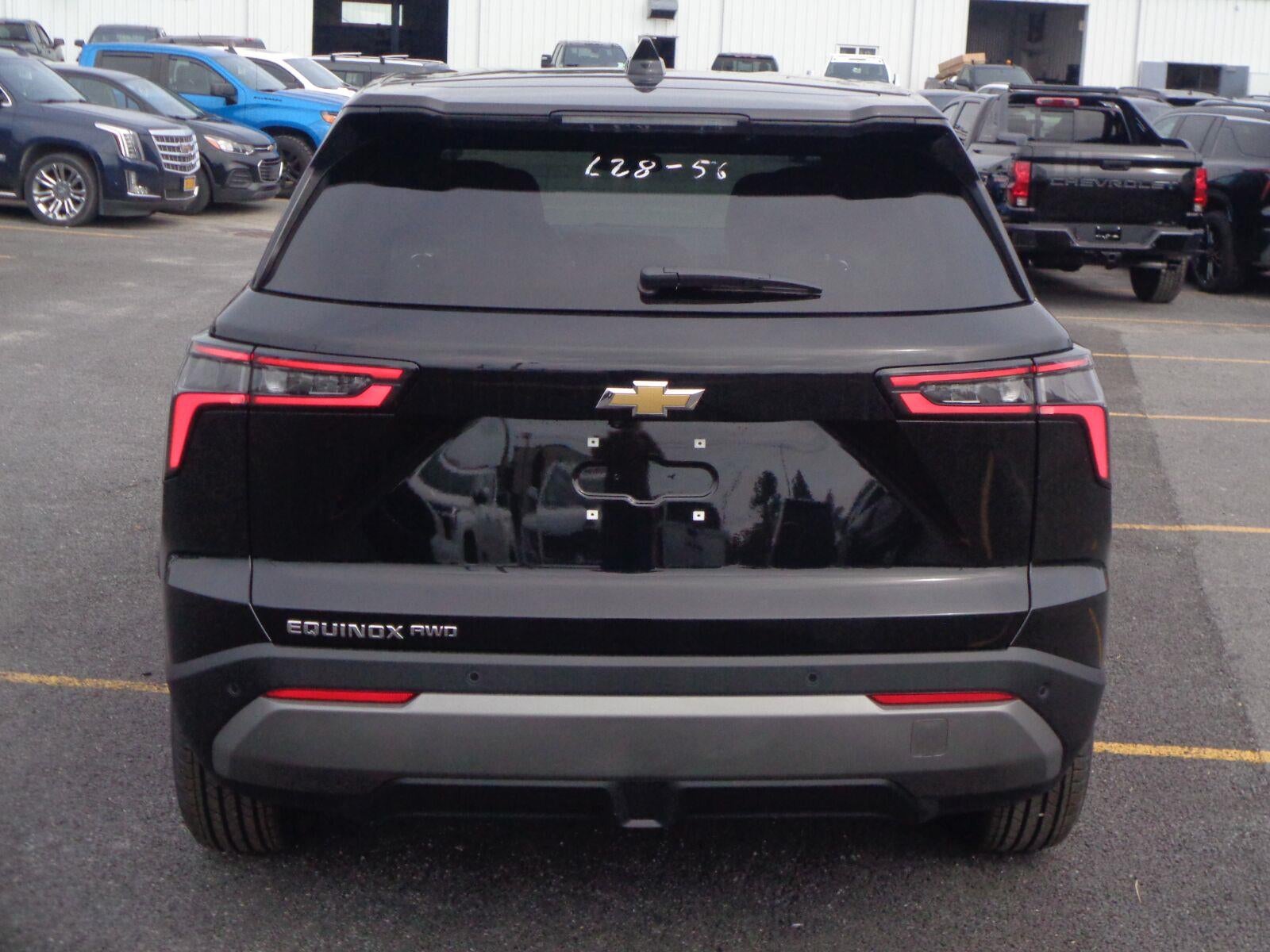 2027 Chevrolet Equinox LT